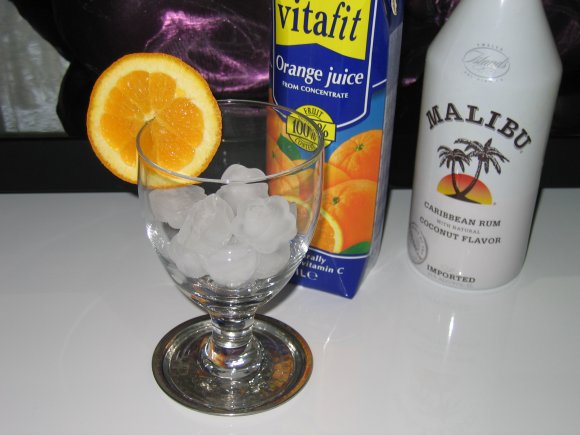 obrázek ke článku Malibu - koktejl Malibu orange
